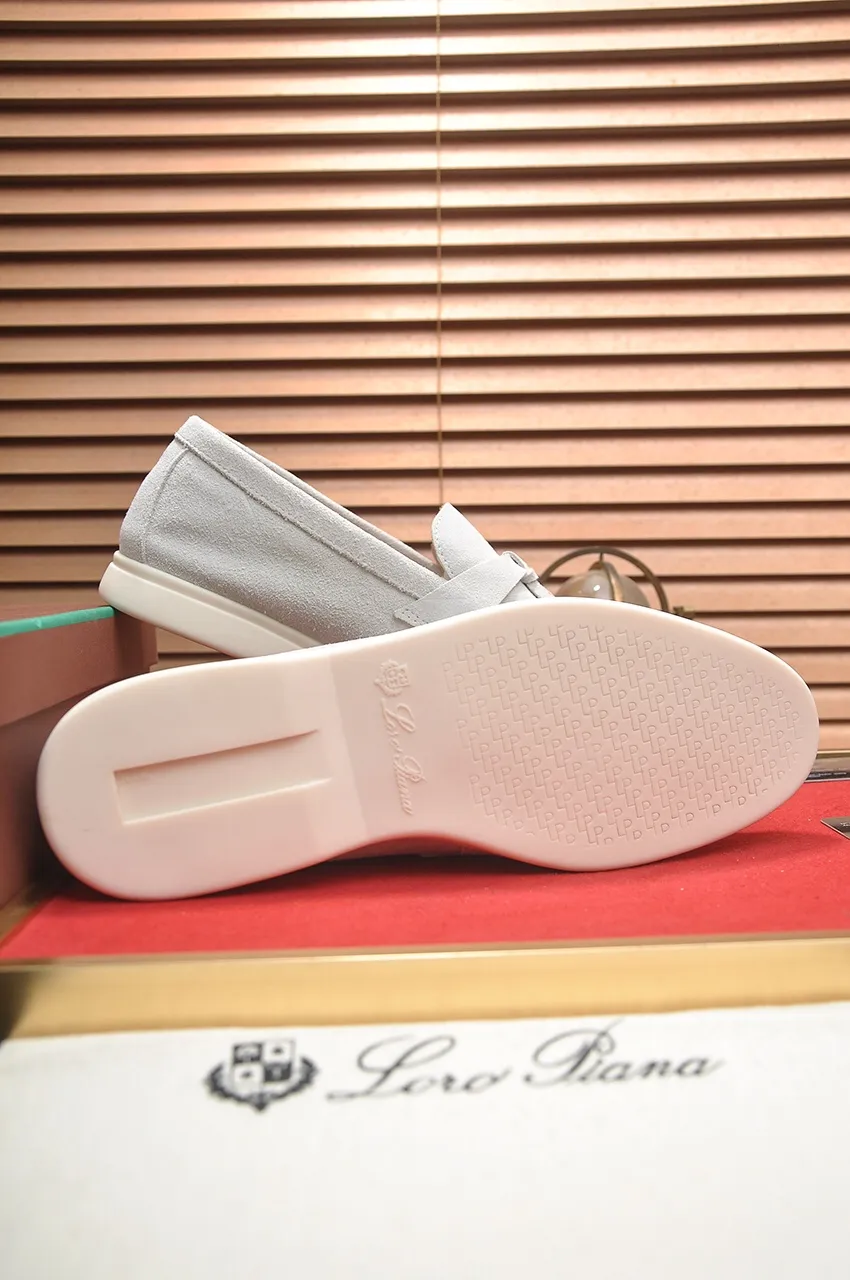 Men's shoes 💰400💶[𝐥𝐨𝐫𝐨 𝐏𝐢𝐚𝐧𝐚] [Couple model] High-end quality, affordable price, LP classic loafers, Italian treasure brand, the only brand that can match Hermès! Only after wearing it do we know that we can’t live up to our feet. Women’s code: 35-40 (customized sizes 34, 41, 42 are non-returnable) Men’s code: 38-44 (customized 45, 46, 47, 48 are non-refundable) Fabric: Customized imported cashmere Lining: Customized imported fetal cowhide Foot: Imported benzene-dyed calfskin Outsole: Exclusive original glass rubber outsole